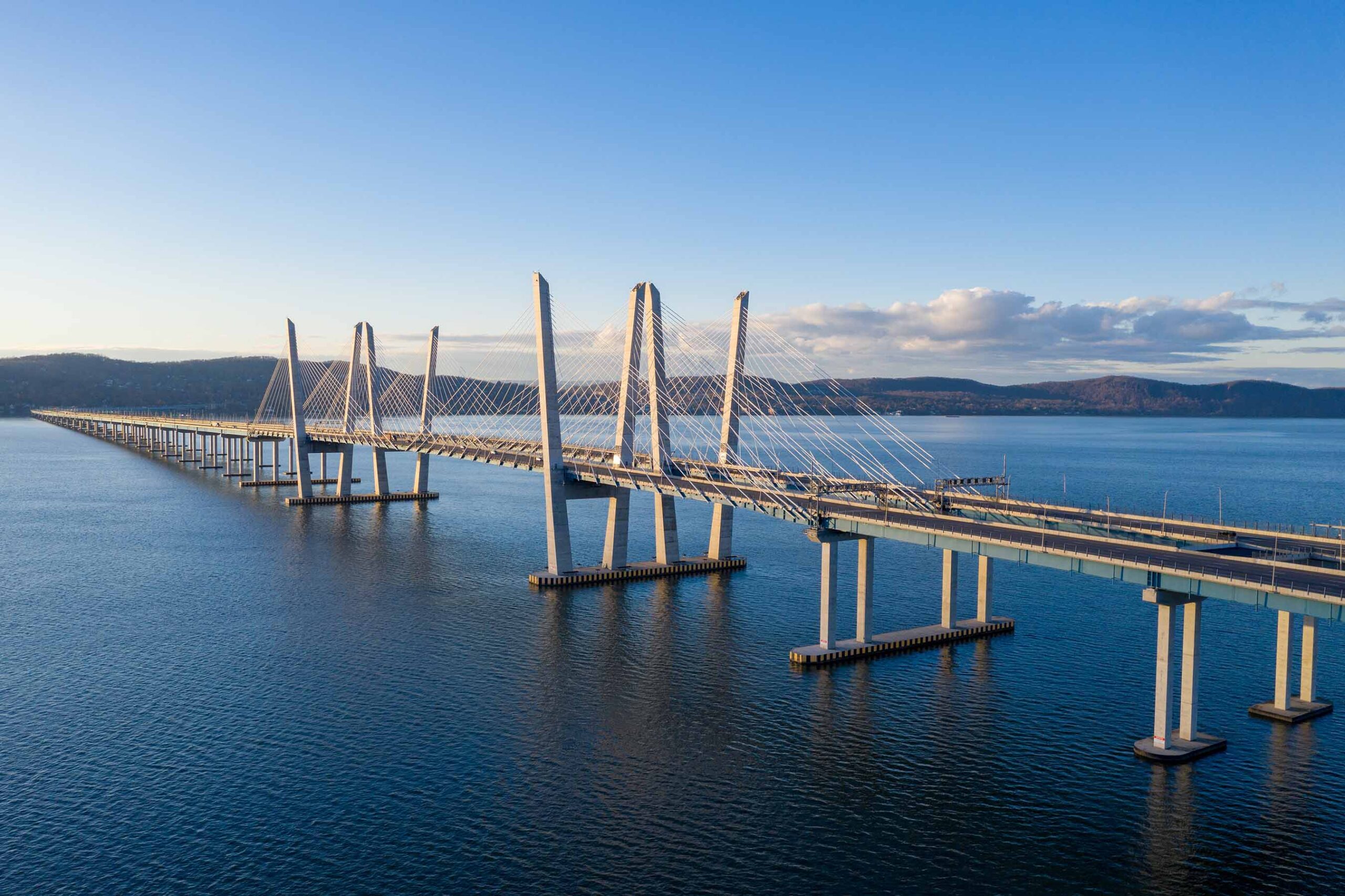 bridge spanning the Hudson River in New York