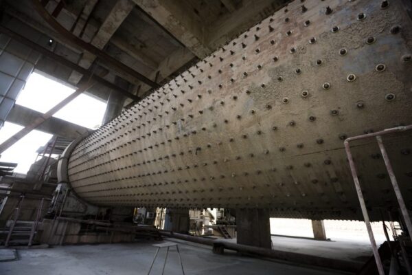 Ball mill